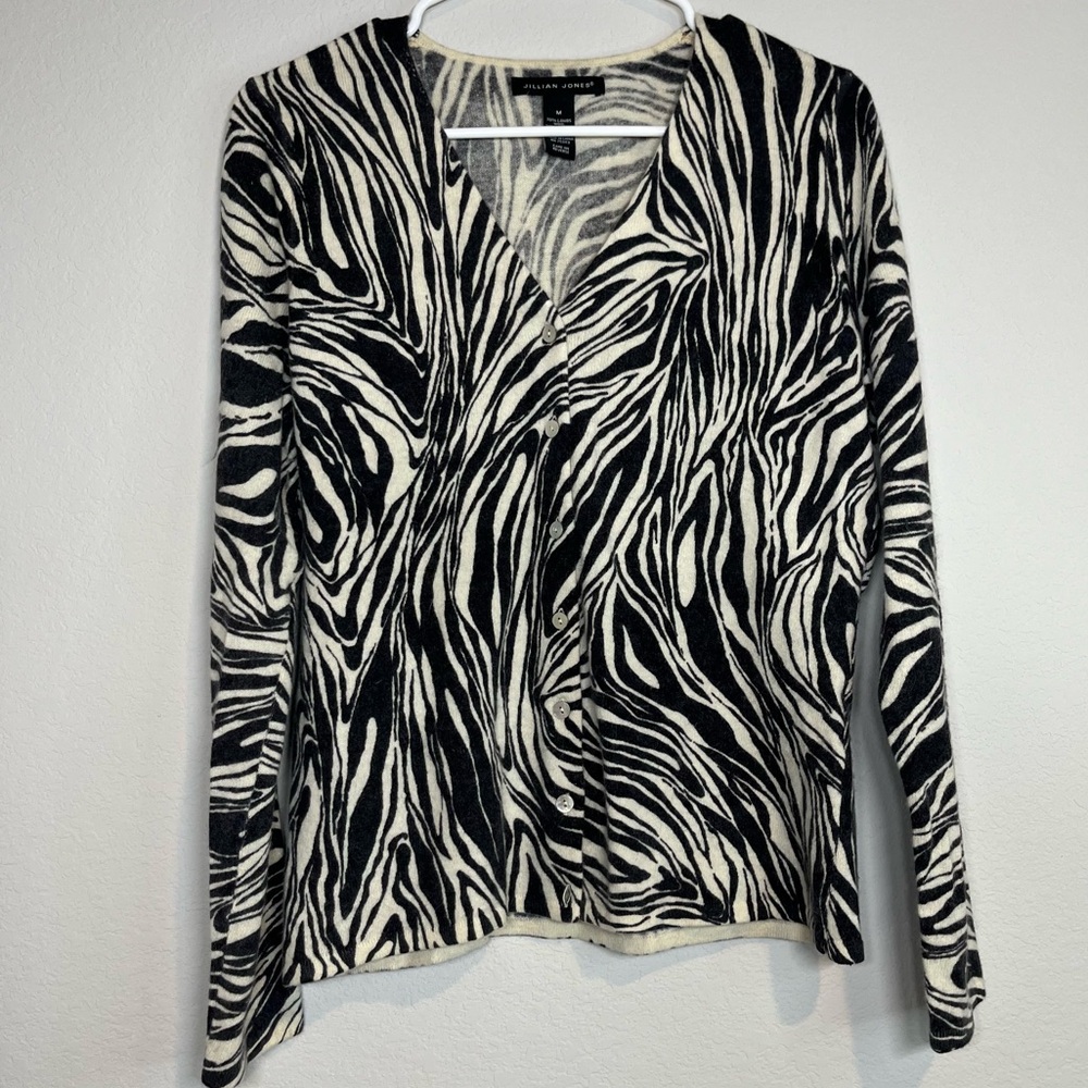 VTG Jillian Jones womans cardigan sz medium white black zebra angora lambs wool